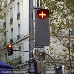Viennaslide-05390037 Paris, Verkehrsampel, die Rückseite zeigt zusätzliches Rotlicht // Paris, Traffic Light with additional Information