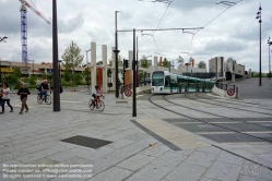 Viennaslide-05393633 Paris, moderne Tramway Linie T3bis, Porte d'Aubervilliers; Katinka Bock, La Grande Fontaine