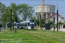 Viennaslide-05394140 Paris, moderne Straßenbahnlinie T4 // Paris, modern Tramway Line T4