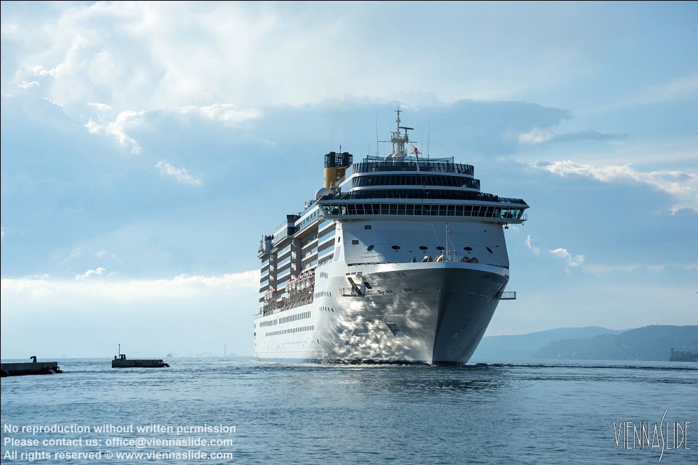 Viennaslide 06621825 jpg