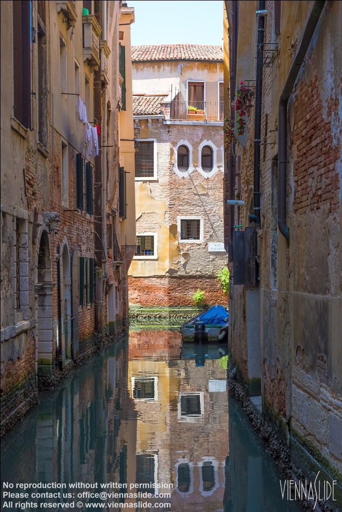 Viennaslide 06810024 jpg