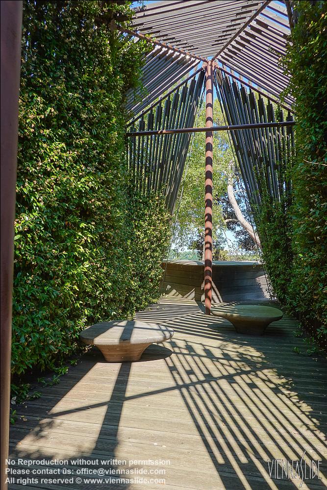 Viennaslide 06871842 jpg