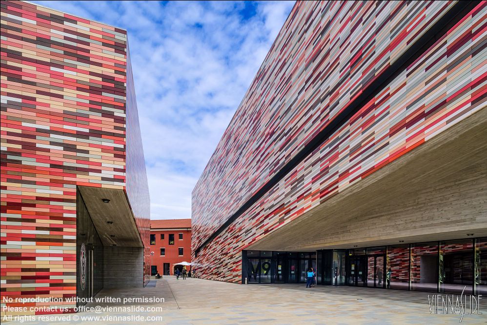 Viennaslide 06889206 jpg