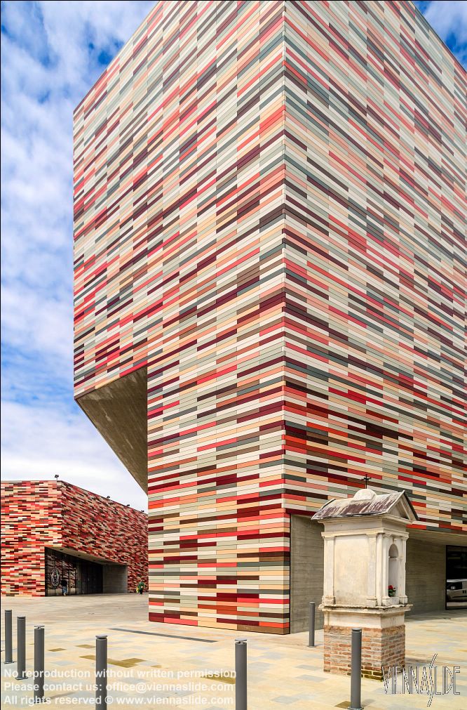 Viennaslide 06889208 jpg