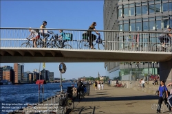 Viennaslide-06222030 Kopenhagen, Stadtentwicklungsgebiet Südhafen, Fahrradbrücke Bicycle Snake // Copenhagen, South Harbour Development Area, Bicycle Snake Bridge