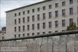 Viennaslide-06308992 Berlin, Niederkirchnerstraße, Berliner Mauer, Bundesfinanzakademie im Bundesministerium der Finanzen, ehemaliges Reichsluftfahrtministerium // Berlin, Niederkirchnerstrasse, Remains of Berlin Wall