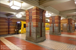 Viennaslide-06392098 Berlin, U-Bahn, U8 Karl-Bonhoeffer-Nervenklinik, Stationsgestaltung von Rainer G. Rümmler // Berlin, Underground, U8 Karl-Bonhoeffer-Nervenklinik, Design by Rainer G. Rümmler