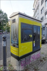Viennaslide-06398006 Berlin, als Straßenbahn bemalter Schaltkasten // Berlin, Streetcar, Switchbox painted as Tramway