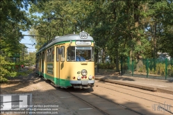 Viennaslide-06399203 Die Straßenbahn Schöneiche bei Berlin ist eine Überlandstraßenbahn östlich in und von Berlin. sie führt vom S-Bahnhof Berlin-Friedrichshagen über Schöneiche bei Berlin nach Rüdersdorf bei Berlin.