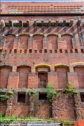 Viennaslide-06490836 Die Kongresshalle ist – nach Prora – der zweitgrößte erhaltene nationalsozialistische Monumentalbau in Deutschland und steht unter Denkmalschutz. Der Entwurf mit einem freitragenden Dach stammt von den Nürnberger Architekten Ludwig und Franz Ruff. Die Halle war als Kongresszentrum für die NSDAP mit Platz für 50.000 Menschen geplant. Von der vorgesehenen Höhe von rund 70 Metern wurden nur 39 erreicht.