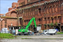 Viennaslide-06490839 Die Kongresshalle ist – nach Prora – der zweitgrößte erhaltene nationalsozialistische Monumentalbau in Deutschland und steht unter Denkmalschutz. Der Entwurf mit einem freitragenden Dach stammt von den Nürnberger Architekten Ludwig und Franz Ruff. Die Halle war als Kongresszentrum für die NSDAP mit Platz für 50.000 Menschen geplant. Von der vorgesehenen Höhe von rund 70 Metern wurden nur 39 erreicht.