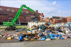 Viennaslide-06490840 Die Kongresshalle ist – nach Prora – der zweitgrößte erhaltene nationalsozialistische Monumentalbau in Deutschland und steht unter Denkmalschutz. Der Entwurf mit einem freitragenden Dach stammt von den Nürnberger Architekten Ludwig und Franz Ruff. Die Halle war als Kongresszentrum für die NSDAP mit Platz für 50.000 Menschen geplant. Von der vorgesehenen Höhe von rund 70 Metern wurden nur 39 erreicht.