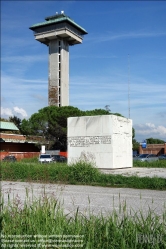 Viennaslide-06620943 Toviscosa wurde unter Benito Mussolini 1938 nach Trockenlegung der umliegenden Sümpfe als Prestigeobjekt mit einer riesigen Zellulose-Fabrik und architektonisch durchdachter Arbeitersiedlung im Sinne großer Autarkiebestrebungen angelegt.