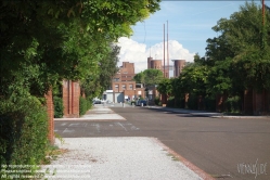 Viennaslide-06620955 Toviscosa wurde unter Benito Mussolini 1938 nach Trockenlegung der umliegenden Sümpfe als Prestigeobjekt mit einer riesigen Zellulose-Fabrik und architektonisch durchdachter Arbeitersiedlung im Sinne großer Autarkiebestrebungen angelegt.