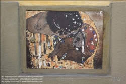Viennaslide-06641053 Florenz, Street Art Gustav Klimt // Florence, Street Art Gustav Klimt