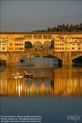 Viennaslide-06641815 Der Ponte Vecchio ist die älteste Brücke über den Arno in der italienischen Stadt Florenz. Das Bauwerk gilt als eine der ältesten Segmentbogenbrücken der Welt.