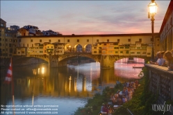 Viennaslide-06641826 Der Ponte Vecchio ist die älteste Brücke über den Arno in der italienischen Stadt Florenz. Das Bauwerk gilt als eine der ältesten Segmentbogenbrücken der Welt.