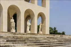 Viennaslide-06749012 Rom, Palazzo della Civilta Italiana, Ernesto Lapadula, Giovanni Guerrini, Mario Romano // Rome, Palazzo della Civilta Italiana, Ernesto Lapadula, Giovanni Guerrini, Mario Romano