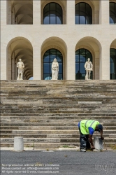 Viennaslide-06749031 Rom, Palazzo della Civilta Italiana, Ernesto Lapadula, Giovanni Guerrini, Mario Romano // Rome, Palazzo della Civilta Italiana, Ernesto Lapadula, Giovanni Guerrini, Mario Romano