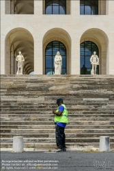 Viennaslide-06749032 Rom, Palazzo della Civilta Italiana, Ernesto Lapadula, Giovanni Guerrini, Mario Romano // Rome, Palazzo della Civilta Italiana, Ernesto Lapadula, Giovanni Guerrini, Mario Romano