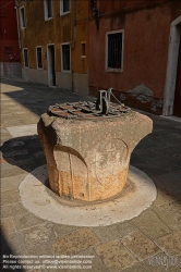 Viennaslide-06801339 Venedig, historischer Brunnen // Venice, historic Well