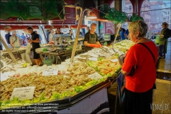 Viennaslide-06802126 Venedig, Rialto Fischmarkt // Venice, Rialto Fish Market