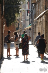 Viennaslide-06804146 Venedig, belebte Gasse // Venice, Alley with Dwellers