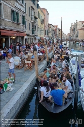 Viennaslide-06804152 Venedig, Stadtleben an der Fondamenta dei Ormesini // Venice, People dining out at Fondamenta dei Ormesini