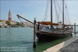 Viennaslide-06820133 Venedig, historisches Segelboot im Canal Grande // Venice, Historic Sailboat in Canal Grande