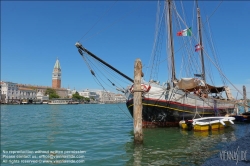 Viennaslide-06822126 Venedig, Canal Grande, historisches Boot // Venice, Canal Grande, Historic Boat