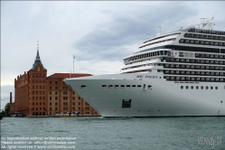 Viennaslide-06897104 Vendig, riesiges Kreuzfahrtschiff - Venice, Giant Cruise Ship