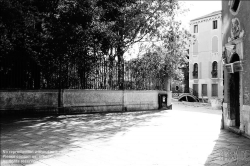 Viennaslide-06897907 Venedig, Campo San Vidal, Krise der Tourismusindustrie wegen der CoVid-19 Maßnahmen // Venice, Campo San Vidal, Tourism Crisis due to the CoVid-19 Measurements