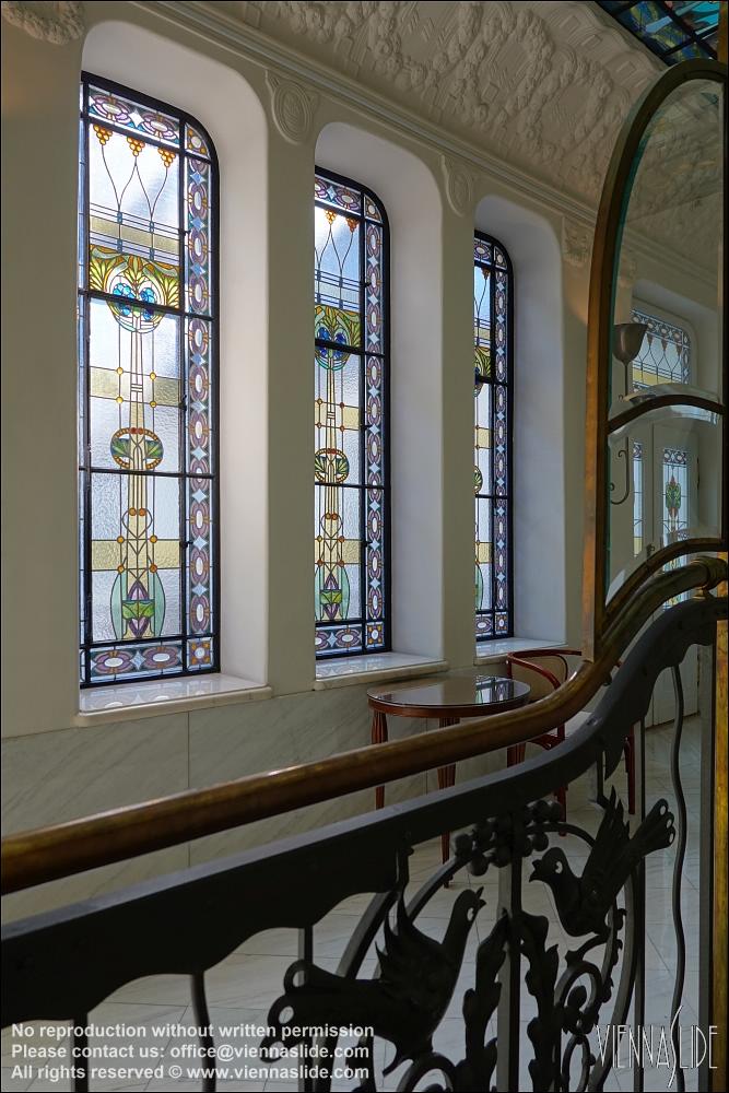 Viennaslide 07322228 jpg
