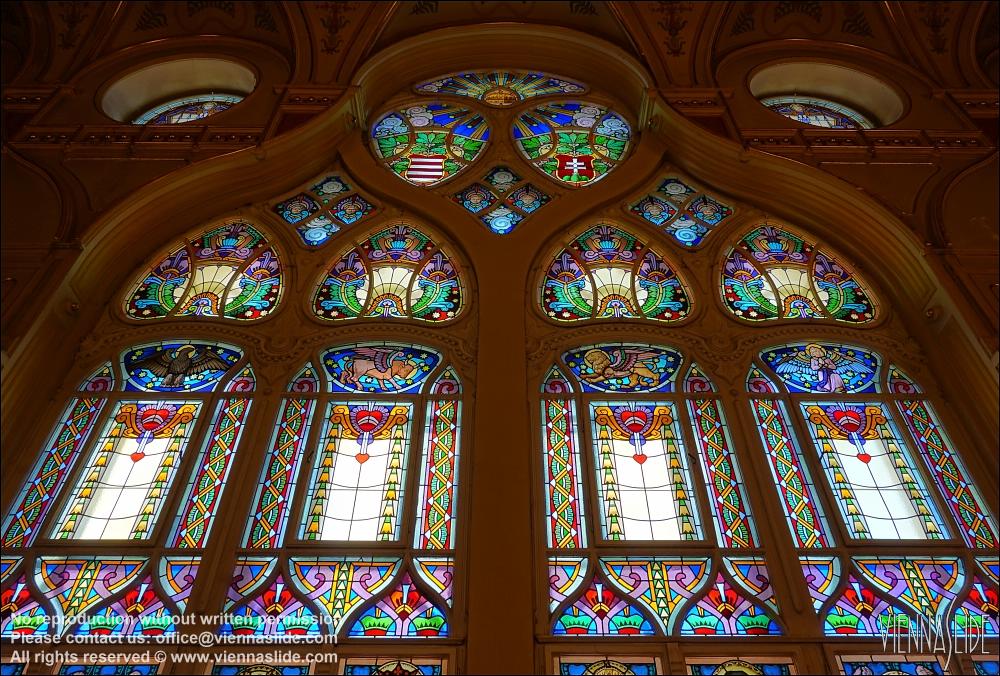 Viennaslide 07323442 jpg