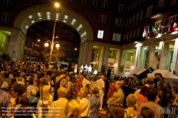 Viennaslide-07310144 Budapest, Street Party