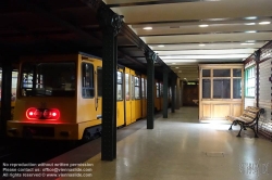 Viennaslide-07317105 Die Millenniums-U-Bahn (Millenniumi Földalatti Vasút, Linie M1) ging anlässlich der Millenniumsfeiern zur tausendjährigen Landnahme der Ungarn 1896 in Betrieb.