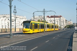 Viennaslide-07319933 Budapest, Margit hid, Straßenbahn - Budapest, Margit hid, Tramway