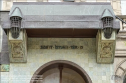 Viennaslide-07320164 Budapest, Szent István tér 15, Portal des ehemaligen Textilgeschäftes von Jónás Hecht, Béla Lajta 1906-07 // Budapest, Szent István tér 15, Shopfront of former Textile Shop of Jónás Hecht, Béla Lajta 1906-07