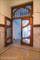 Viennaslide-07327265f Budapest, Wohnhaus Béla Bedö, Honved utca 3, Emil Vidor 1903 // Budapest, Apartment House Béla Bedö, Honved utca 3, Emil Vidor 1903 