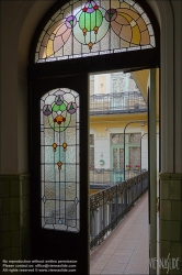 Viennaslide-07327613 Budapest, Wohnhaus Hajós utca 25, 'Napoleonhof', Gyula Fodor 1905-1906, Glasarbeiten von Miksa Róth // Budapest, Apartment House Hajós utca 25, 'Napoleon udvar', Gyula Fodor 1905-1906, Glassworks by Miksa Róth