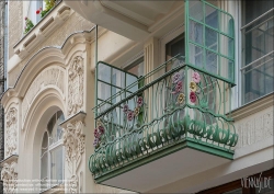 Viennaslide-07327713 Budapest, Hajós utca 32, Gáspár Szedős Geschäfts- und Wohnhaus, Architekten Béla Málnai und Miklós Román, 1903 // Budapest, Hajós utca 32, Gáspár Szedős Office- and Apartment House by Architekts Béla Málnai and Miklós Román, 1903