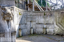 Viennaslide-07329421f Budapest, Jüdischer Friedhof (Szertartási épület) Salgótarján utca, Grabmal von Guttmann Emil, gestaltet von Béla Lajta 1909 // Budapest, Jewisch Cemetry (Szertartási épület) Salgótarján utca, Tomb of Guttmann Emil, Design by Béla Lajta 1909