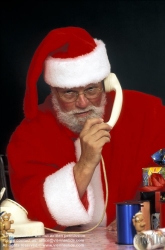 Viennaslide-73611113 Weihnachtsmann am Telefon - Santa Claus