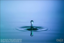 Viennaslide-76050120 Wassertropfen - Drop of Water