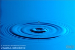 Viennaslide-76050123 Wassertropfen - Drop of Water
