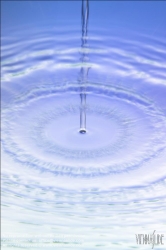 Viennaslide-76050144 Wassertropfen - Drop of Water
