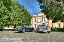 Viennaslide-77000125h Rolls-Royce vor Schloss Judenau - Rolls-Royce Luxury Car