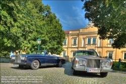 Viennaslide-77000128h Rolls-Royce vor Schloss Judenau - Rolls-Royce Luxury Car