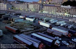 Viennaslide-77110246 LKW-Frachtverkehr - Street Freight Traffic