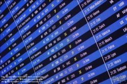 Viennaslide-77431148 Flugverkehr, Flugplan - Departure List